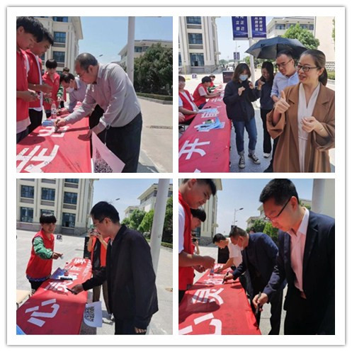 initpintu_副本.jpg initpintu_副本.jpg