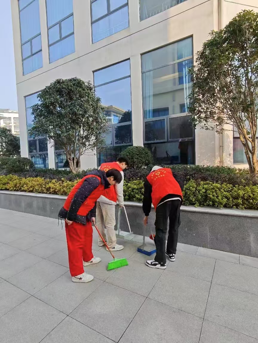 乘务学院学雷锋5.jpg