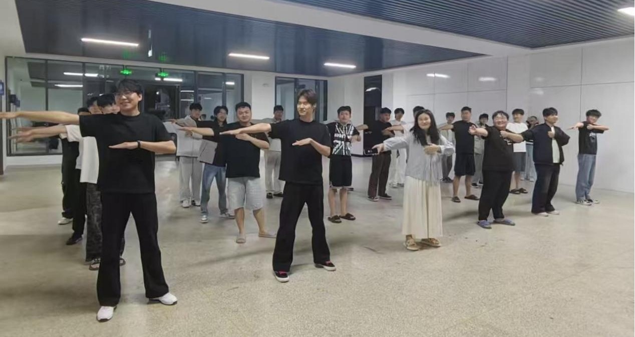 航空工程学院——运动解压坊.jpg