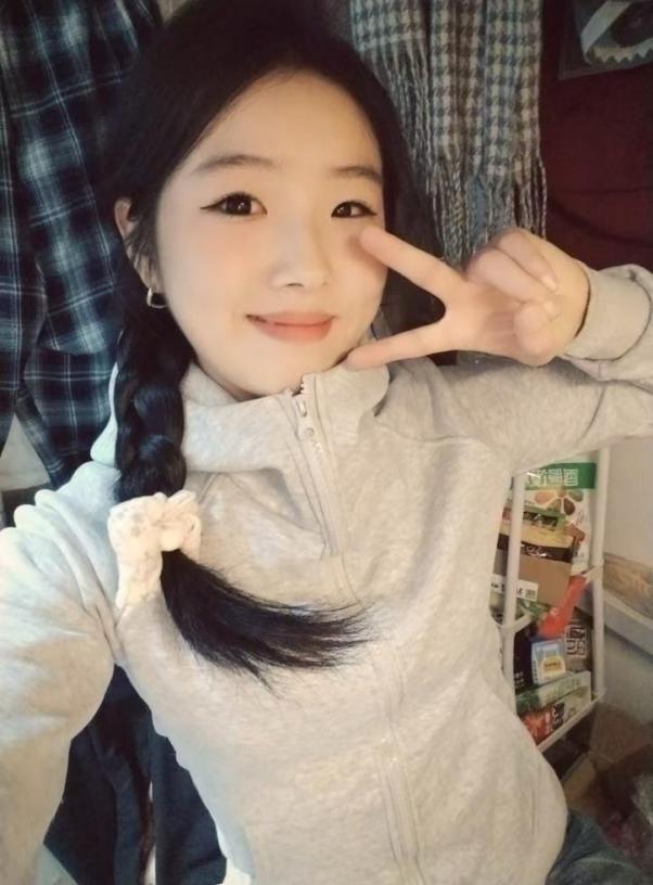 《镜头里的日常》.jpg