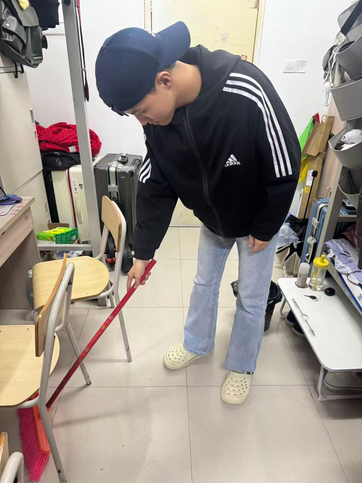李立成 乘务学院 辅导员助理.jpg